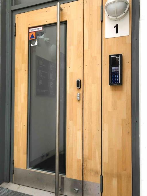Modern Apartment With Sauna, Near Transit Hub/Dixi فانتا المظهر الخارجي الصورة