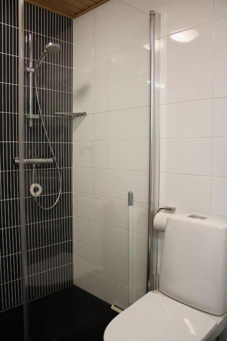 Modern Apartment With Sauna, Near Transit Hub/Dixi فانتا المظهر الخارجي الصورة