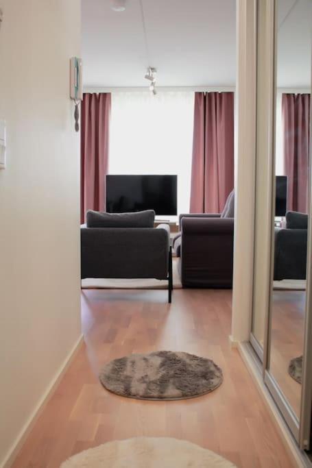 Modern Apartment With Sauna, Near Transit Hub/Dixi فانتا المظهر الخارجي الصورة